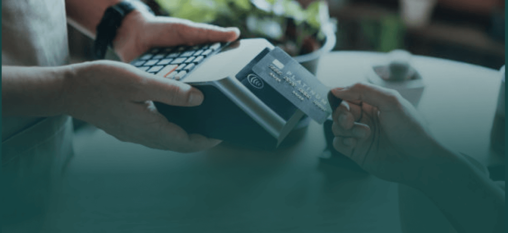 Emisión de tarjetas bancarias, físicas o digitales.